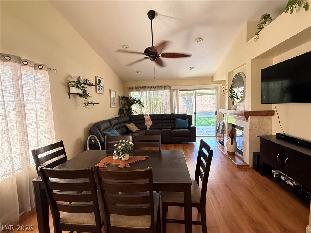 4839 Beaconsfield, Las Vegas, NV 89147