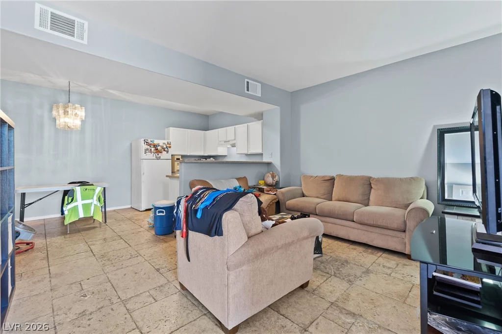 2060 Rancho Lake, Las Vegas, NV 89108