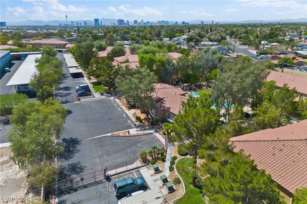 2060 Rancho Lake, Las Vegas, NV 89108