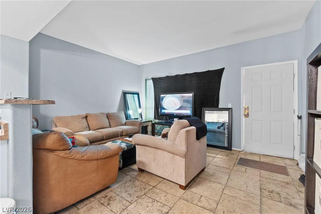 2060 Rancho Lake, Las Vegas, NV 89108