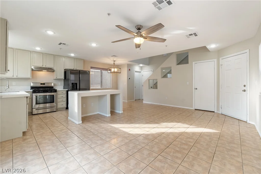 3211 Sunrise Cove, North Las Vegas, NV 89031