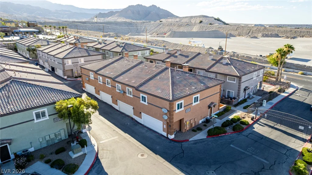 10514 Gold Shadow, Las Vegas, NV 89129
