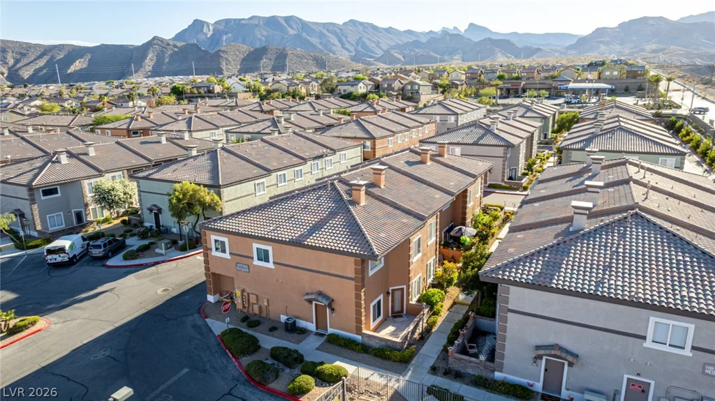 10514 Gold Shadow, Las Vegas, NV 89129