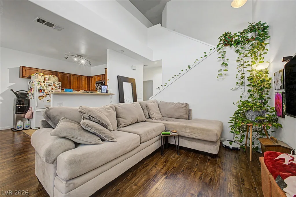 10514 Gold Shadow, Las Vegas, NV 89129