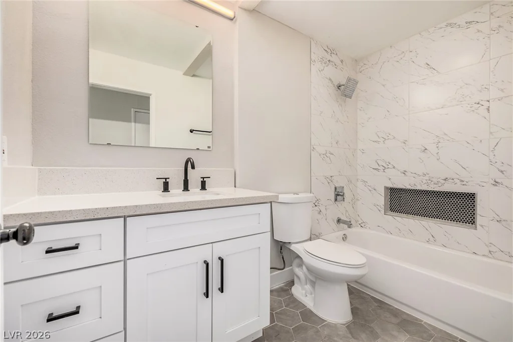 850 Tam O Shanter, Las Vegas, NV 89109