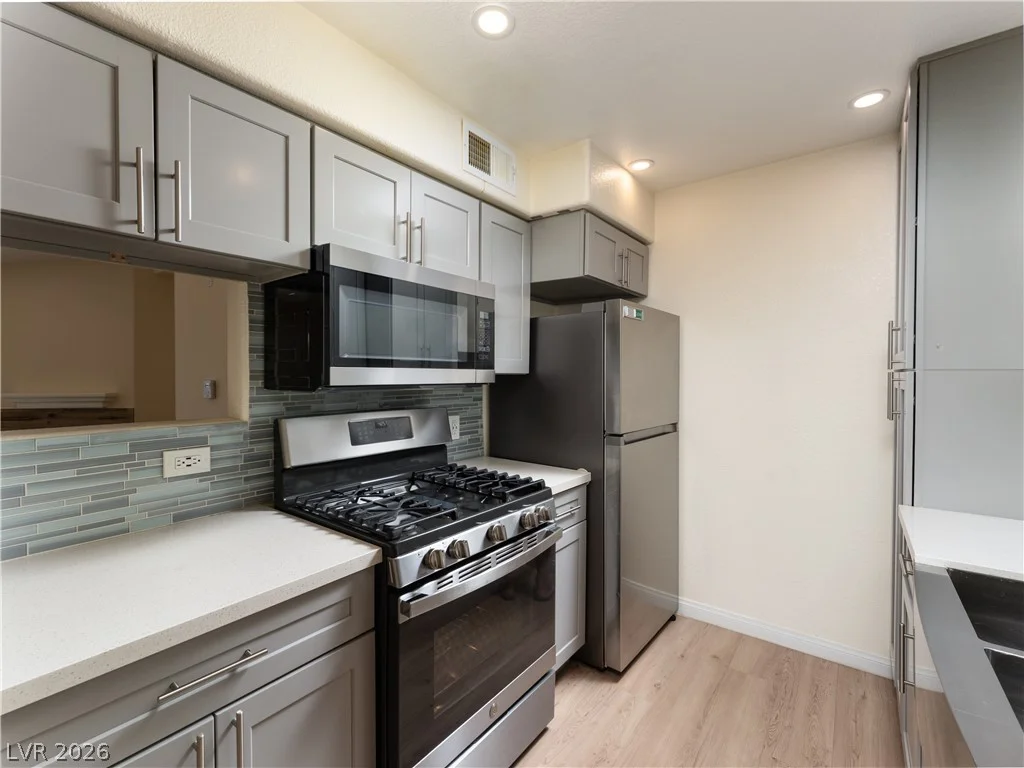 3318 DECATUR, Las Vegas, NV 89130