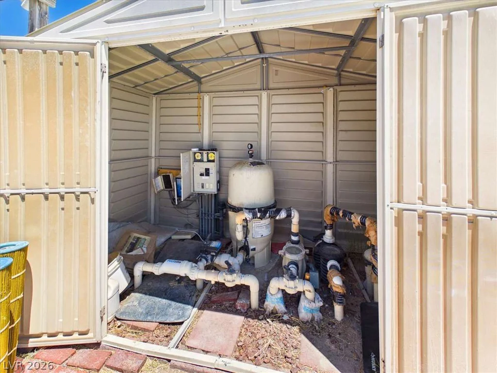 101 Comstock, Pahrump, NV 89048