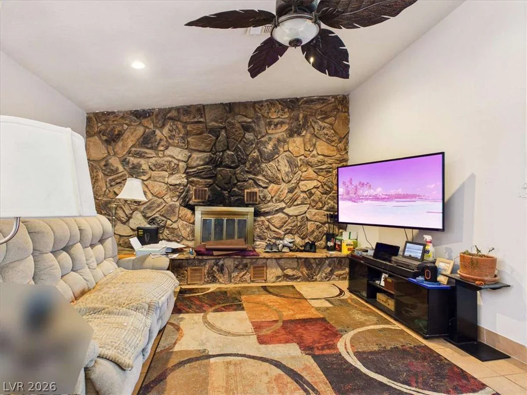 101 Comstock, Pahrump, NV 89048