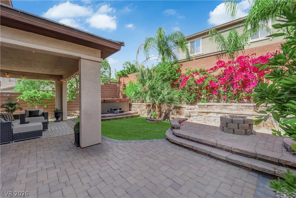 5401 Alden Glen, Las Vegas, NV 89135