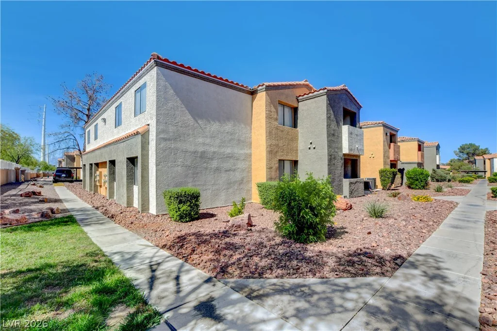 3151 Soaring Gulls, Las Vegas, NV 89128