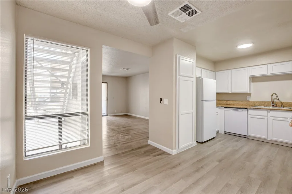 3151 Soaring Gulls, Las Vegas, NV 89128