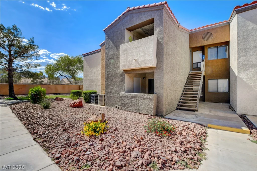 3151 Soaring Gulls, Las Vegas, NV 89128