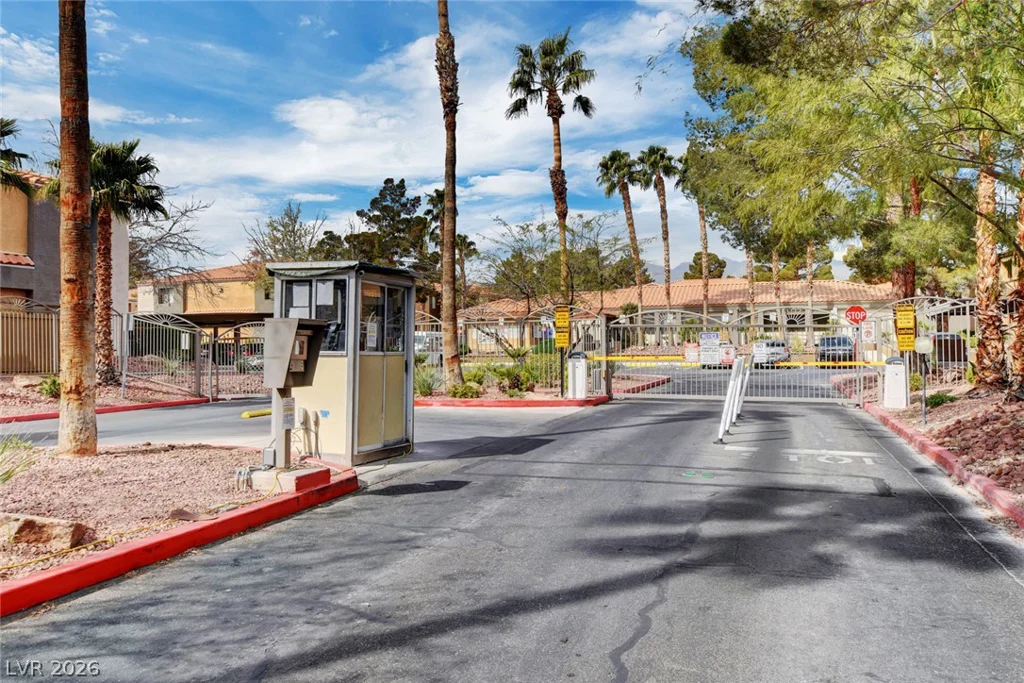 3151 Soaring Gulls, Las Vegas, NV 89128