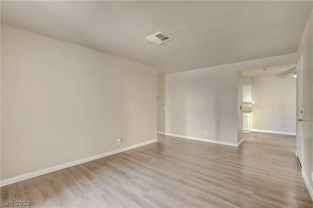 3151 Soaring Gulls, Las Vegas, NV 89128