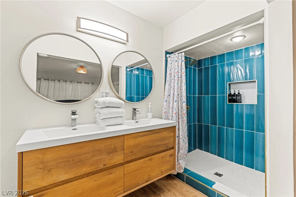 1504 Crestwood, Las Vegas, NV 89104
