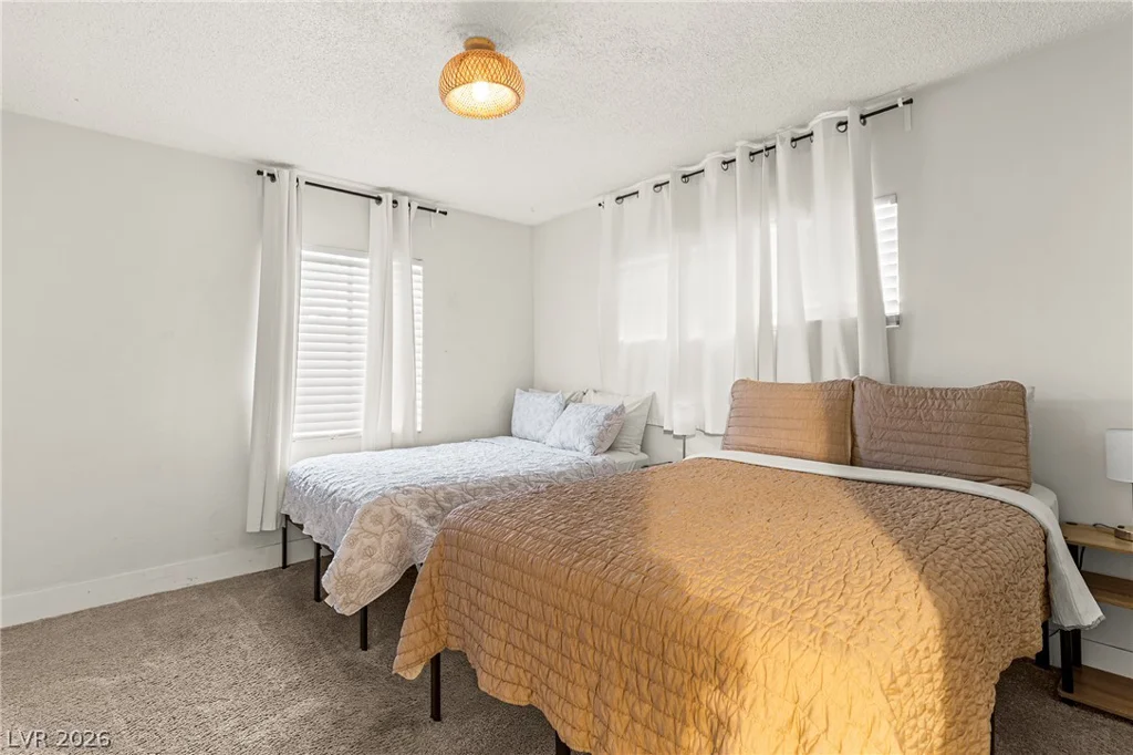 1504 Crestwood, Las Vegas, NV 89104