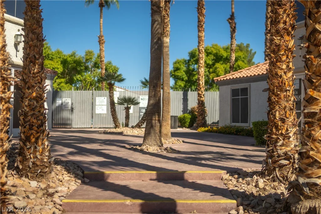 3318 DECATUR, Las Vegas, NV 89130