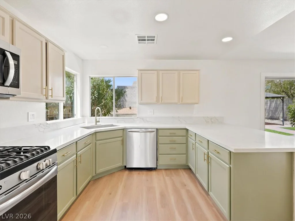 3317 Lute, North Las Vegas, NV 89032