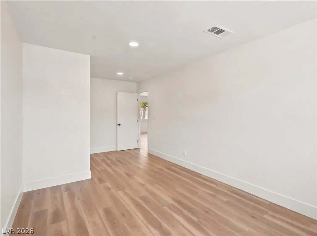 3317 Lute, North Las Vegas, NV 89032