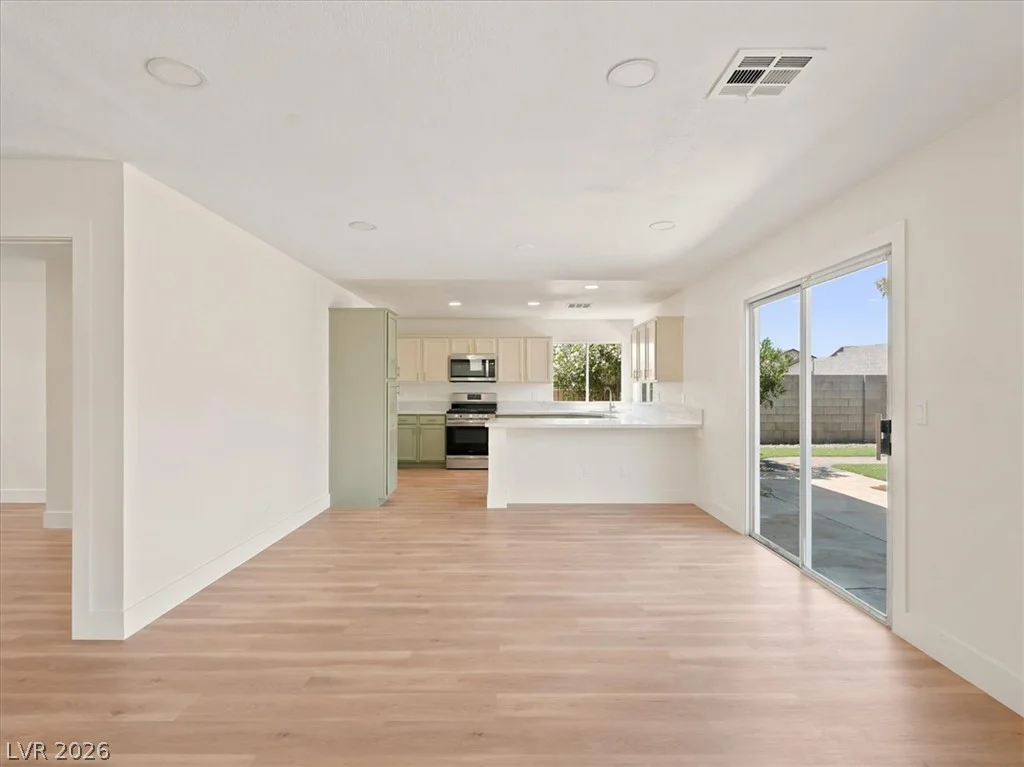 3317 Lute, North Las Vegas, NV 89032