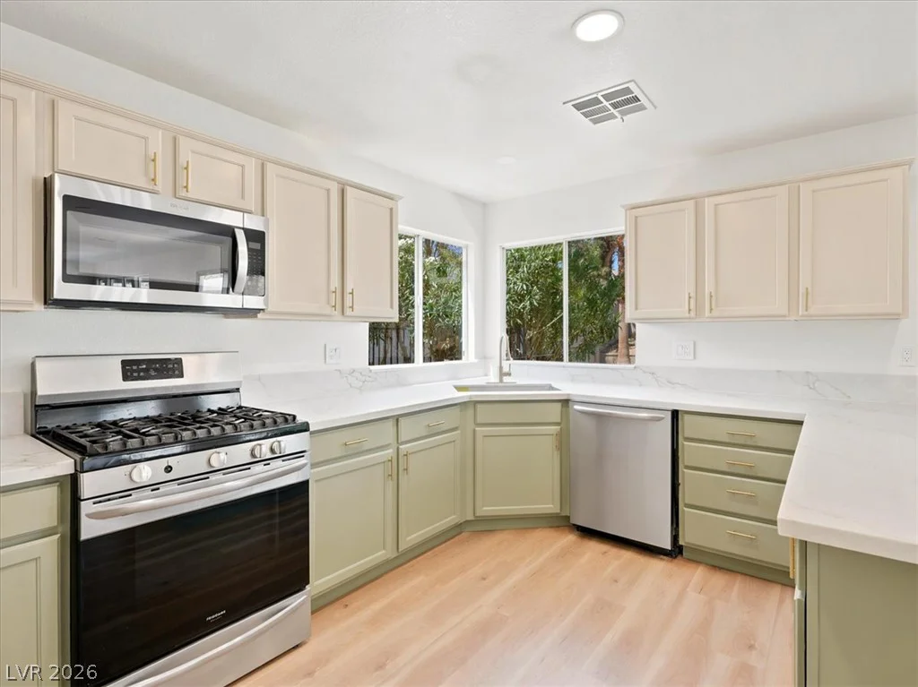 3317 Lute, North Las Vegas, NV 89032