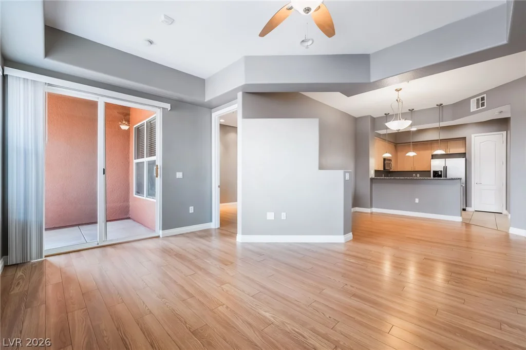 50 Serene, Las Vegas, NV 89123