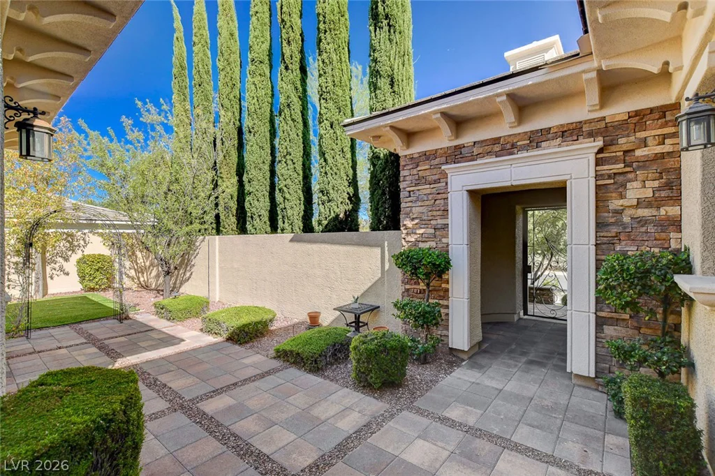 10140 Stony Ridge, Las Vegas, NV 89144