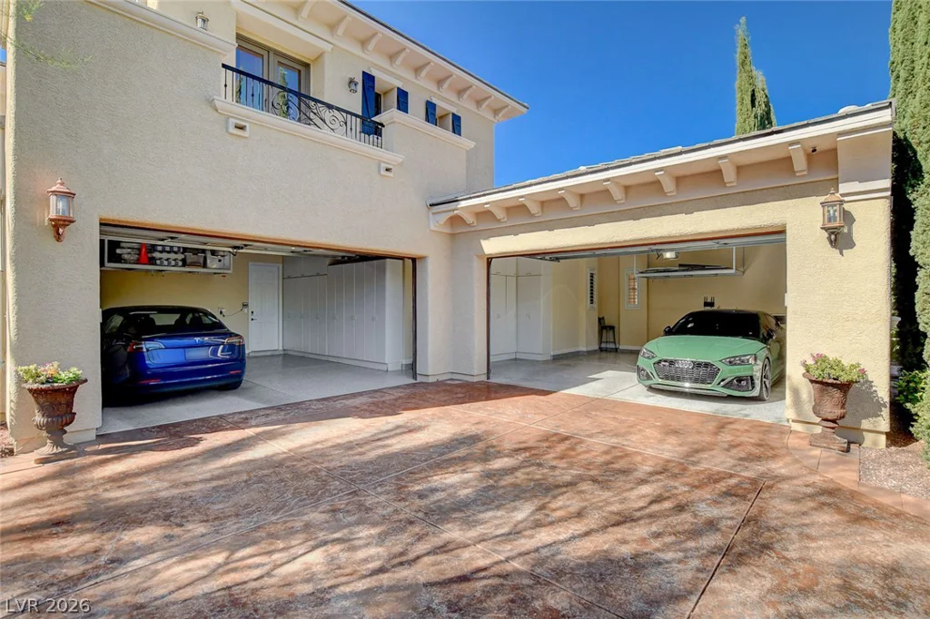 10140 Stony Ridge, Las Vegas, NV 89144
