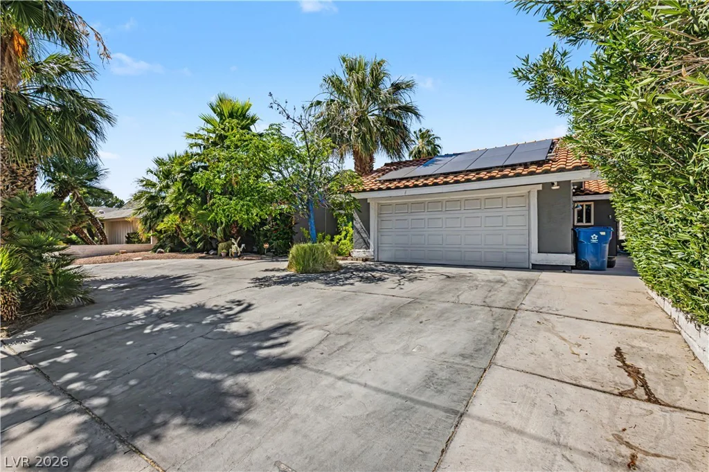 1888 Viking, Las Vegas, NV 89169
