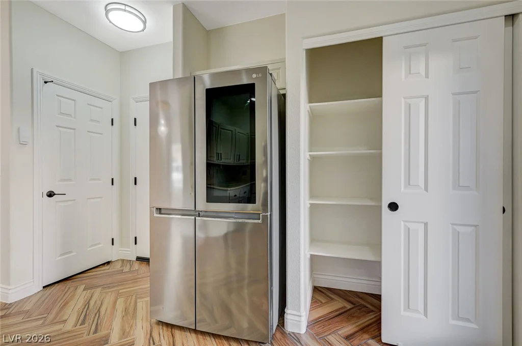 8838 Red Raven, Las Vegas, NV 89123