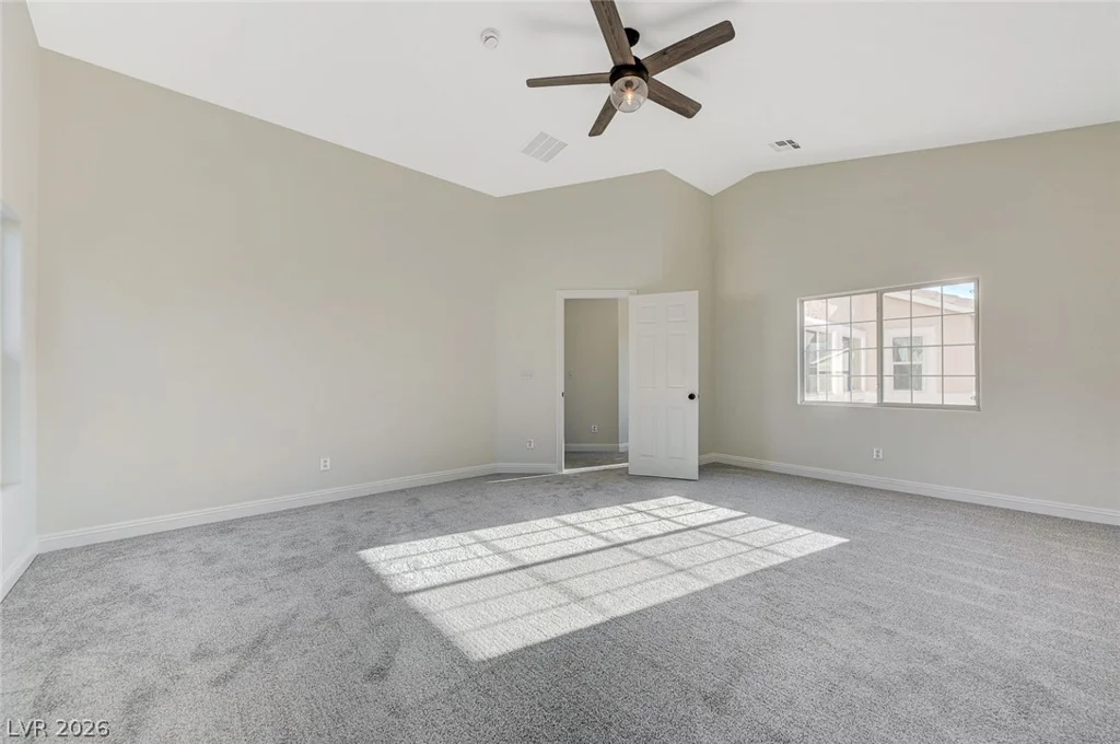 8838 Red Raven, Las Vegas, NV 89123