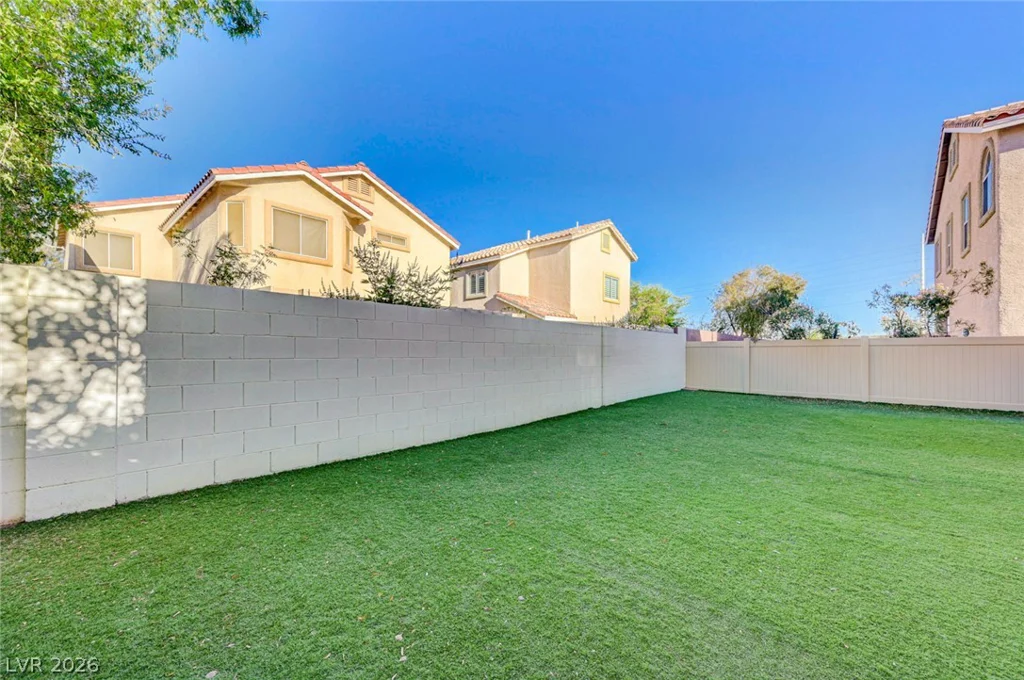 8838 Red Raven, Las Vegas, NV 89123