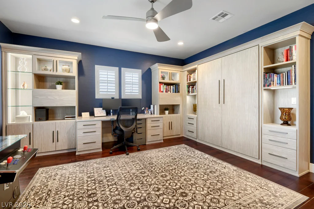 607 Highland Bluff, Las Vegas, NV 89138