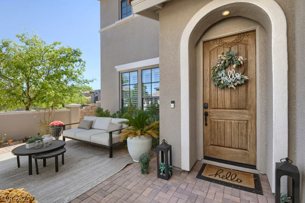 607 Highland Bluff, Las Vegas, NV 89138