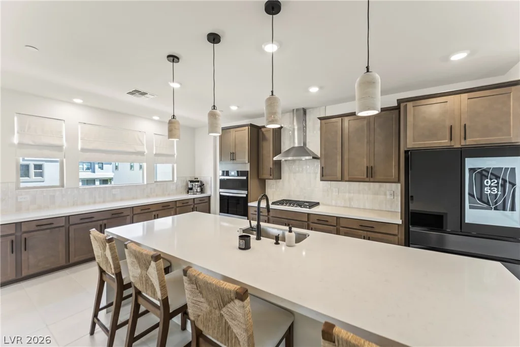 1537 Little Penguin, Las Vegas, NV 89138