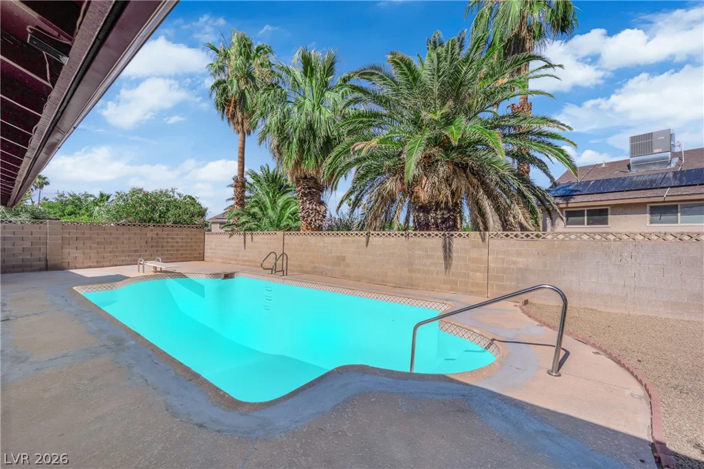 4204 Grace, Las Vegas, NV 89121