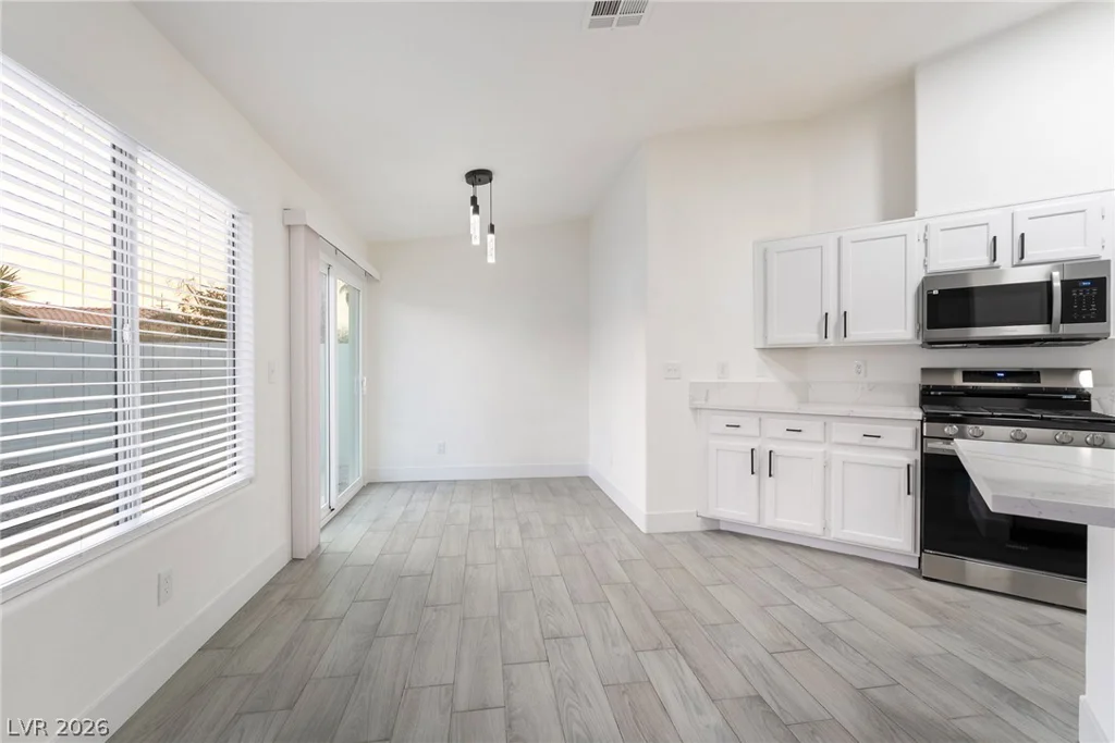 5231 Salmon Run, North Las Vegas, NV 89031