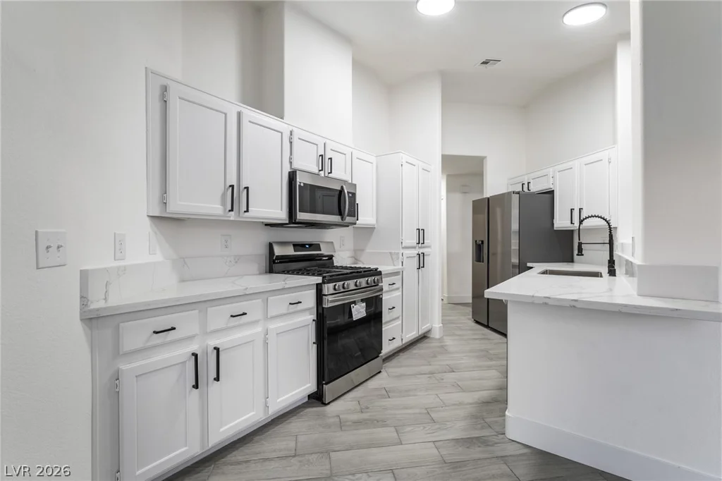 5231 Salmon Run, North Las Vegas, NV 89031