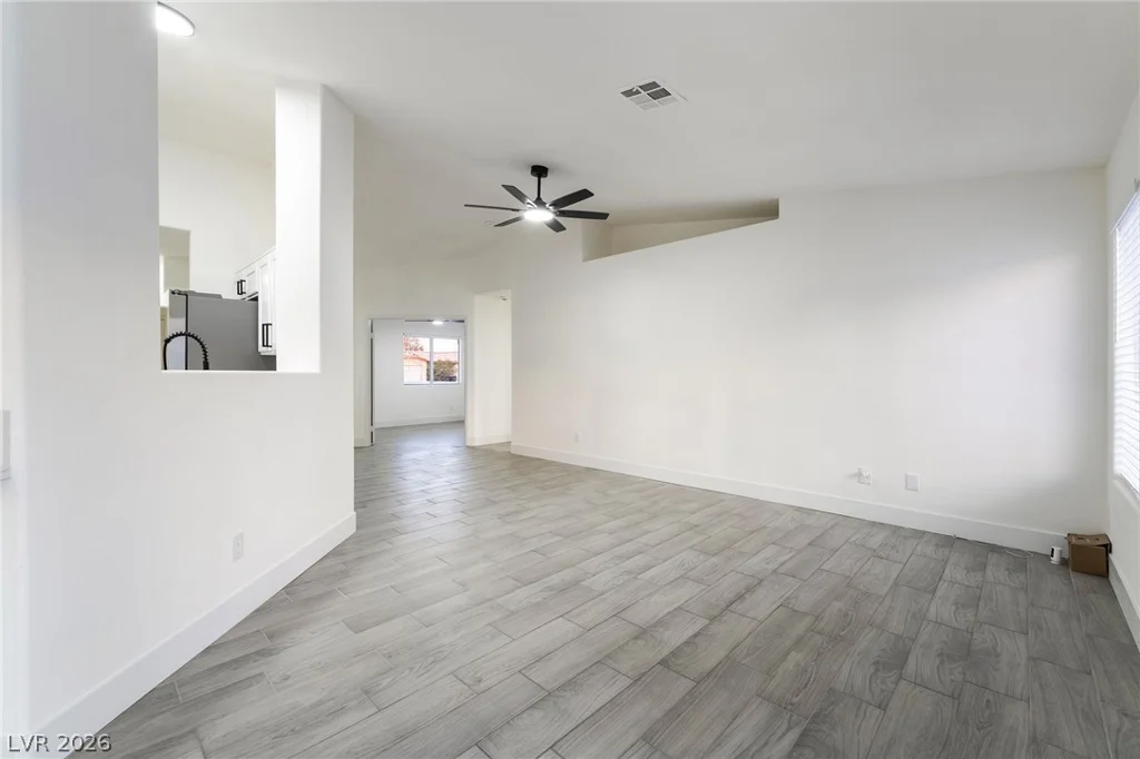 5231 Salmon Run, North Las Vegas, NV 89031
