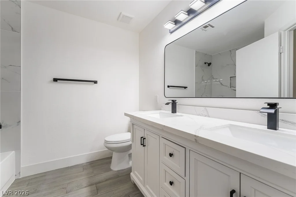 5231 Salmon Run, North Las Vegas, NV 89031