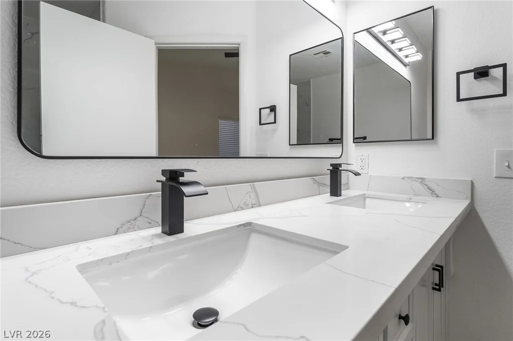 5231 Salmon Run, North Las Vegas, NV 89031