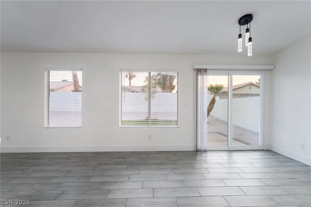5231 Salmon Run, North Las Vegas, NV 89031