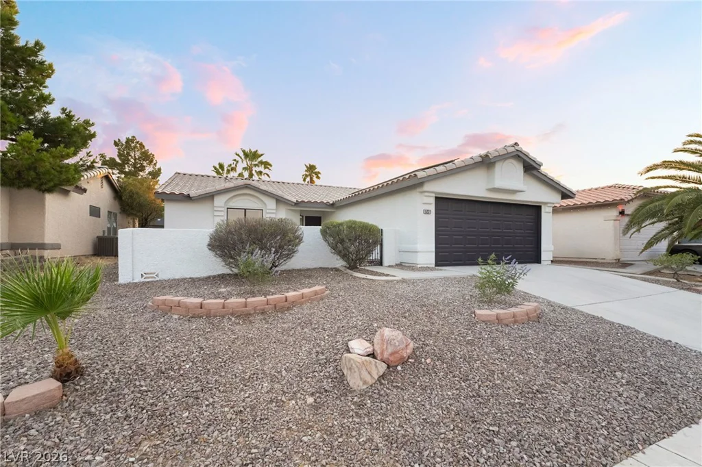 5231 Salmon Run, North Las Vegas, NV 89031