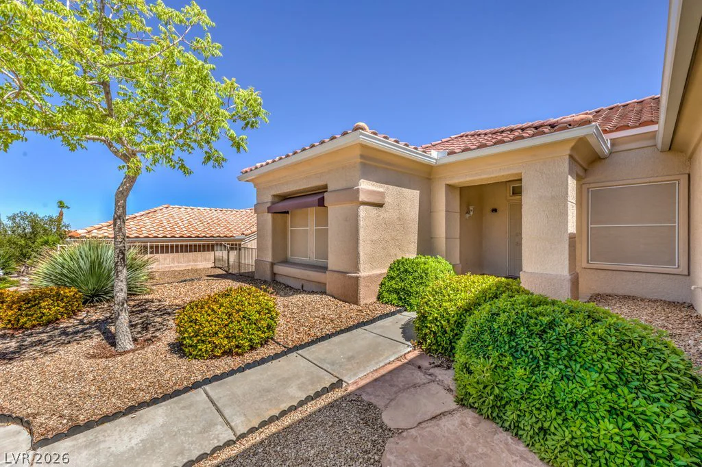 10701 Sky Meadows, Las Vegas, NV 89134