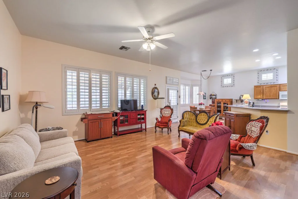 10701 Sky Meadows, Las Vegas, NV 89134