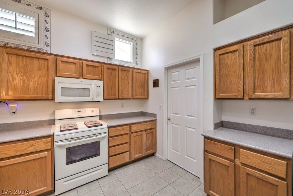 10701 Sky Meadows, Las Vegas, NV 89134