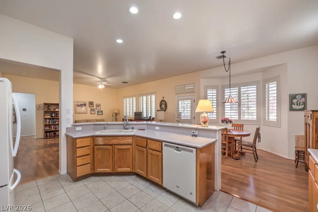 10701 Sky Meadows, Las Vegas, NV 89134