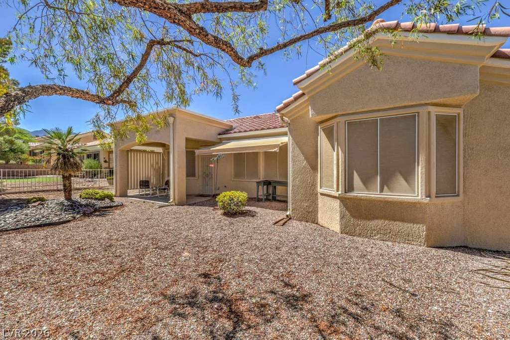 10701 Sky Meadows, Las Vegas, NV 89134