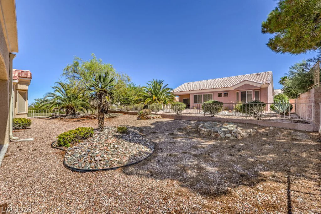 10701 Sky Meadows, Las Vegas, NV 89134