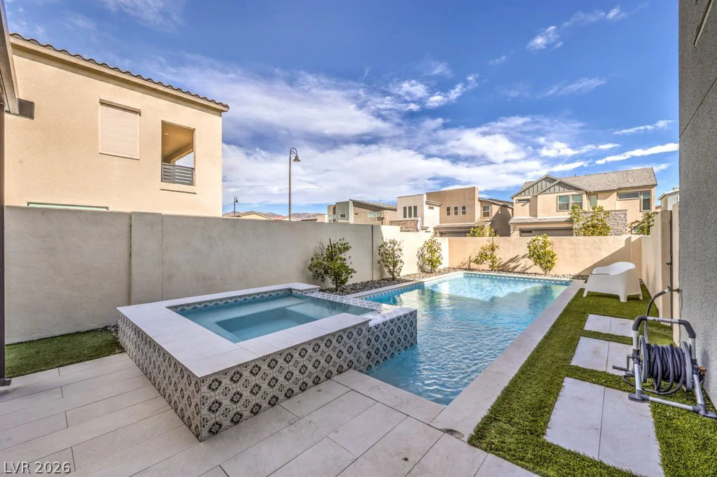 3200 Waterstone, Henderson, NV 89044